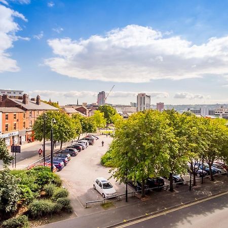 City One Bedroom Apartment With Juliet Balcony In West One - Parking Possible Sheffield Exterior foto